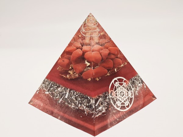 Orgonite pyramide jaspe rouge et cube de metatron argenté